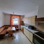 Zettler Apartment *